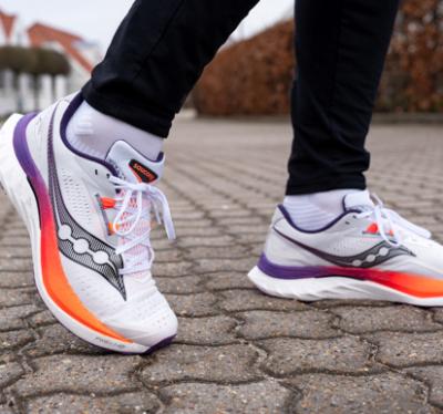 Anmeldelse: Saucony Endorphin Speed 4 - Øger farten!