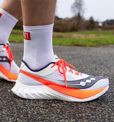 Anmeldelse: Saucony Endorphin Pro 4 – Hvis du har brug for et boost!