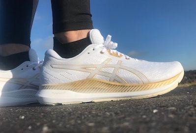 TEST: Asics EVORIDE – Let, ”rullende” og energibesparende løbesko