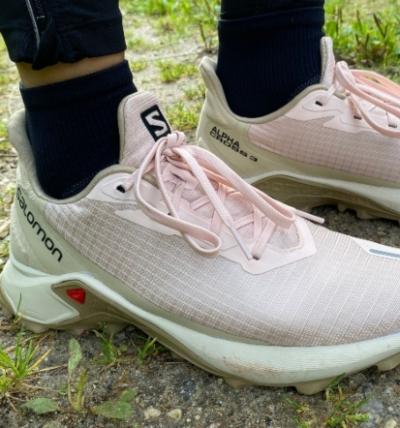 TEST: Salomon Alphacross 3 – fantastisk begynder trailsko