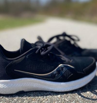 TEST: Saucony Freedom 4 - En elite-mellemsål i en dagligdagsløbesko! 