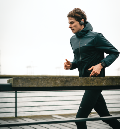 Guide: Høretelefoner til løb og træning