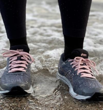 Test: ASICS GEL-Cumulus 22 G-TX – Din nye yndlingsløbesko i vådt vejr    