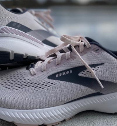 TEST: Brooks Launch 8/Launch 8 GTS - En suveræn letvægts dagligdagsløbesko