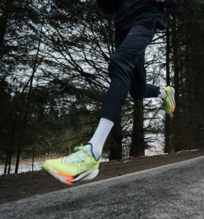 TEST: HOKA Cielo X1 3.0 – Helstøbt hurtighed med magisk mellemsål