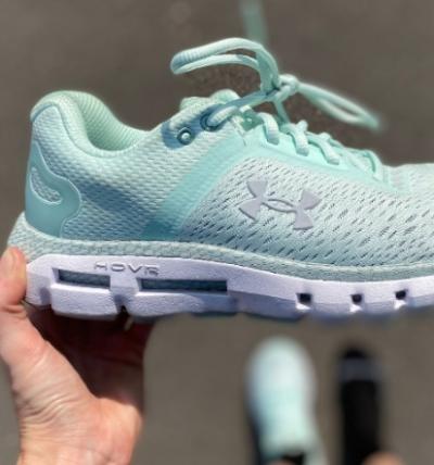 TEST: Under Armour HOVR Infinite 2 – løbesko, løbstracker og løbetræner i én 