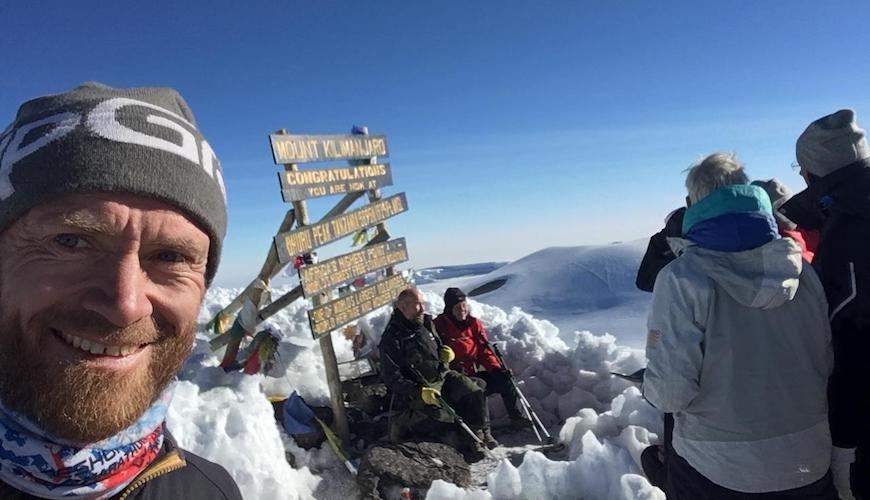 kilimanjaro l&oslash;b simon grimstrup toppen