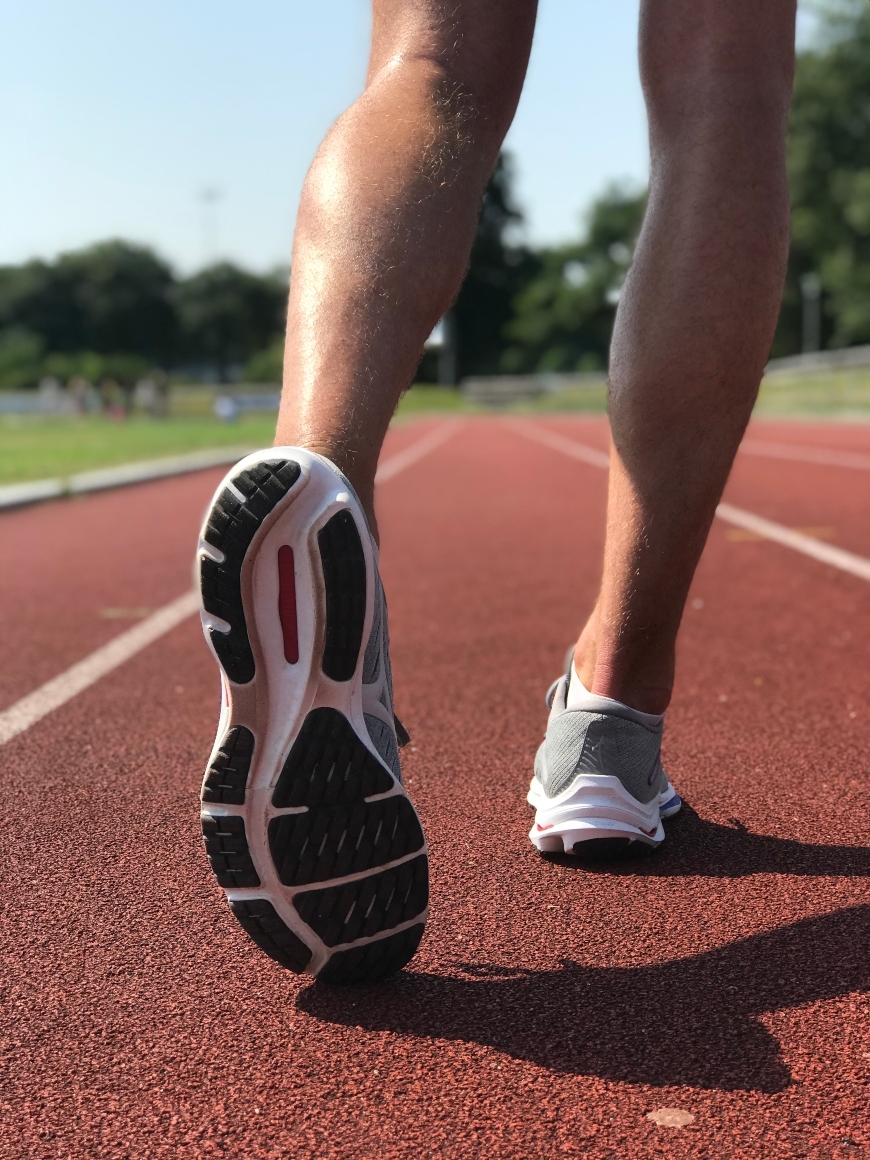 mizuno wave rider 24